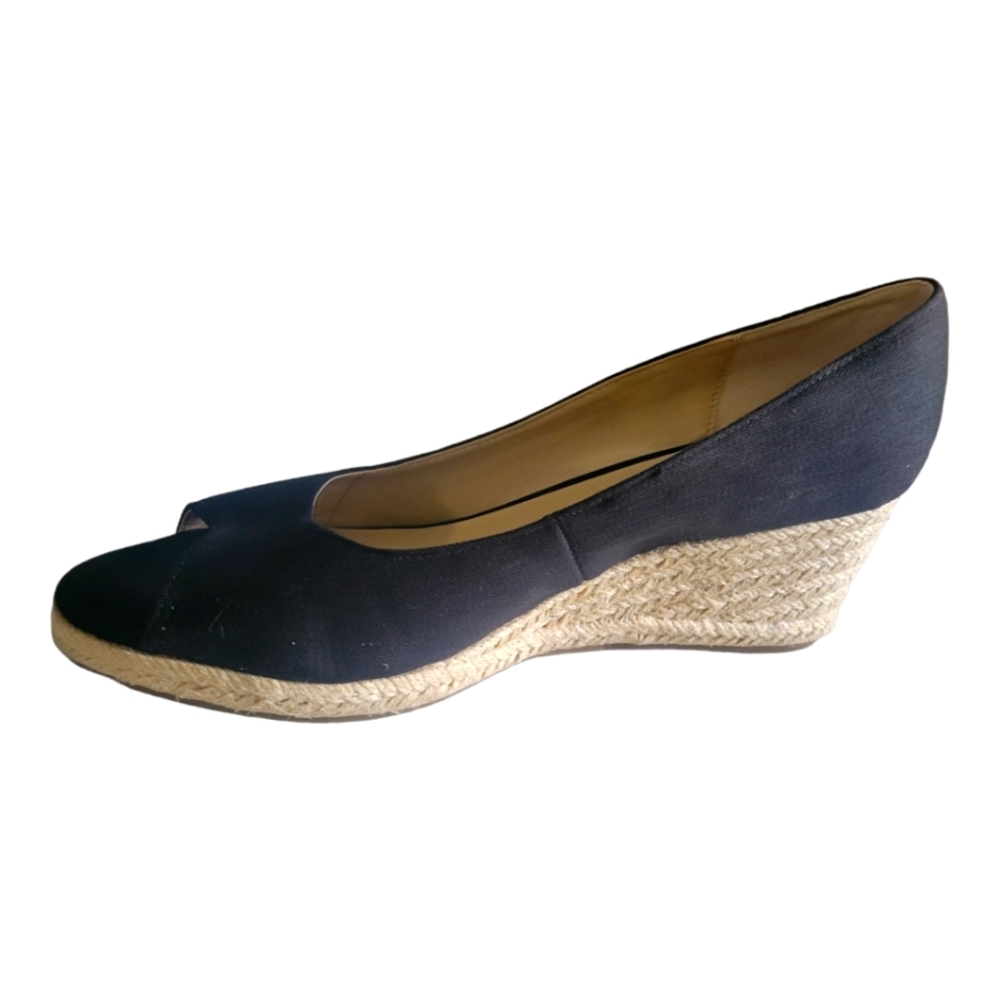 Bandolino Women’s Nuri, Black Wedge Sandals, Size 10M